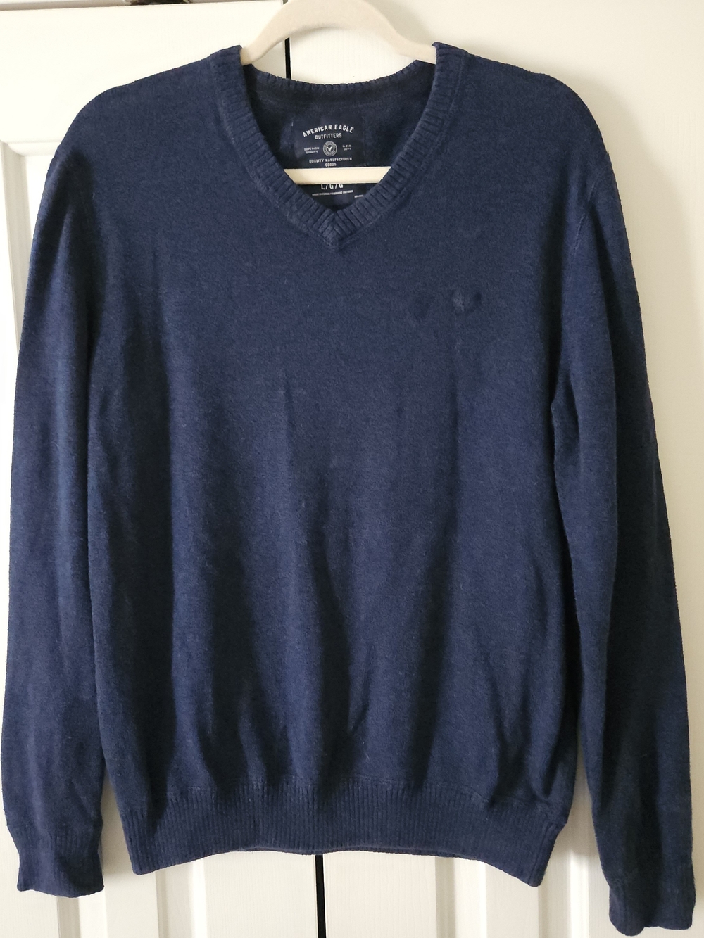 American Eagle Outfitters Blue V-Neck Cotton Knit Logo Sweater Men's L